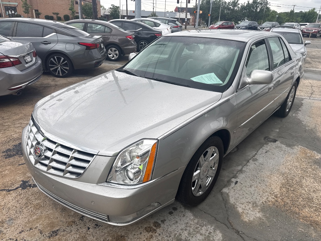 2007 Cadillac DTS Luxury I's photo