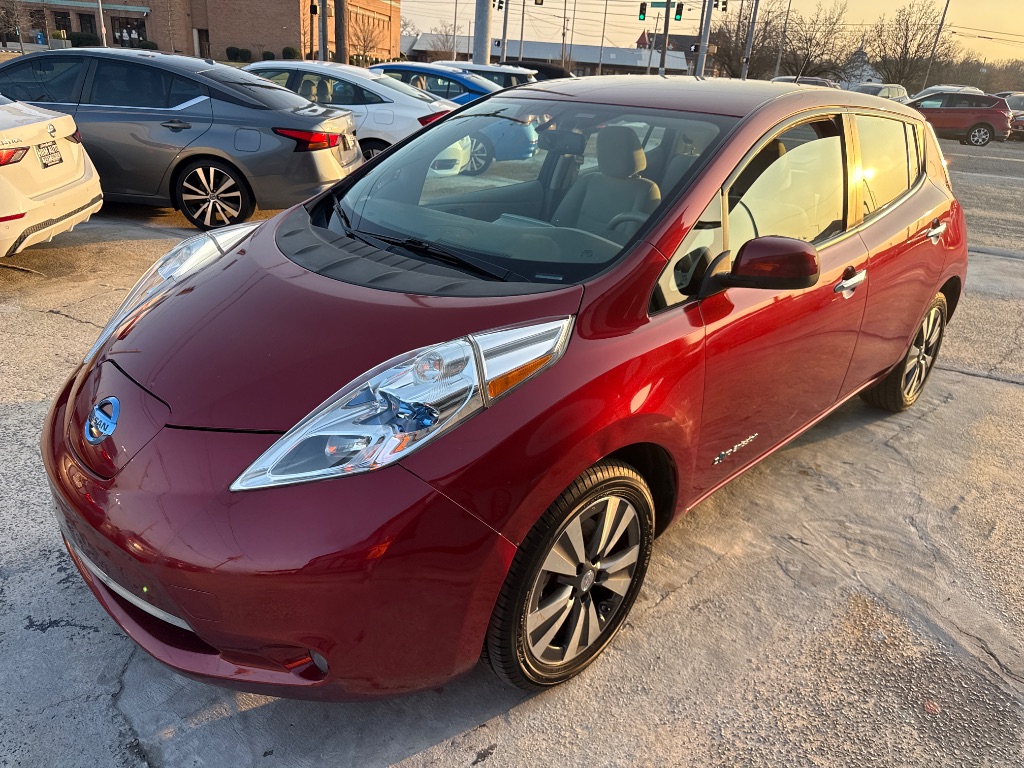 2015 Nissan LEAF SV
