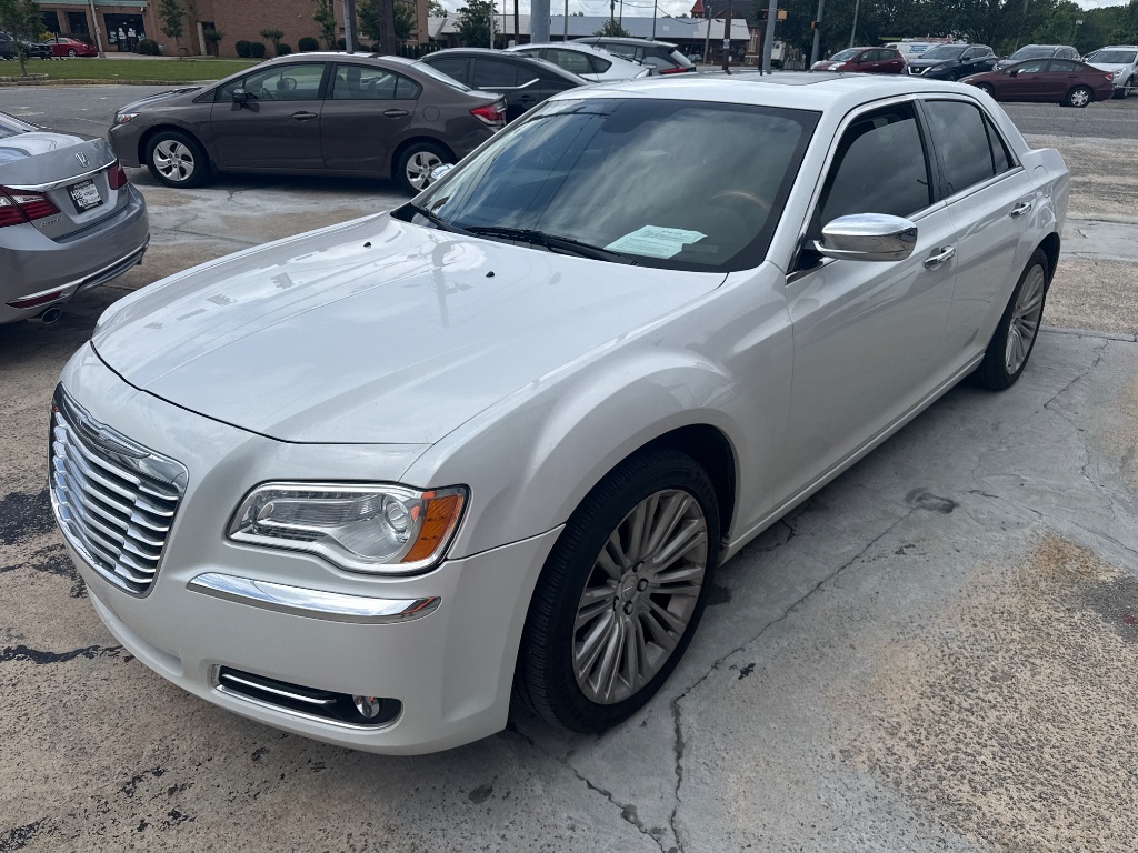 2011 Chrysler 300 C HEMI's photo