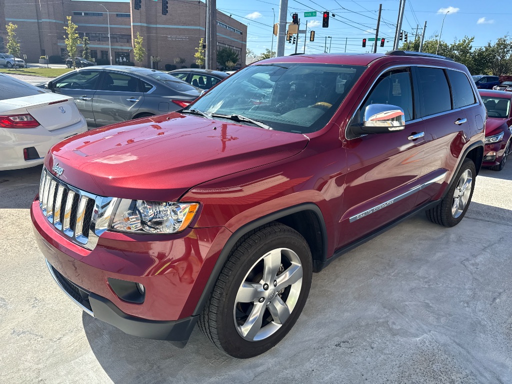 2013 Jeep Grand Cherokee Overland's photo