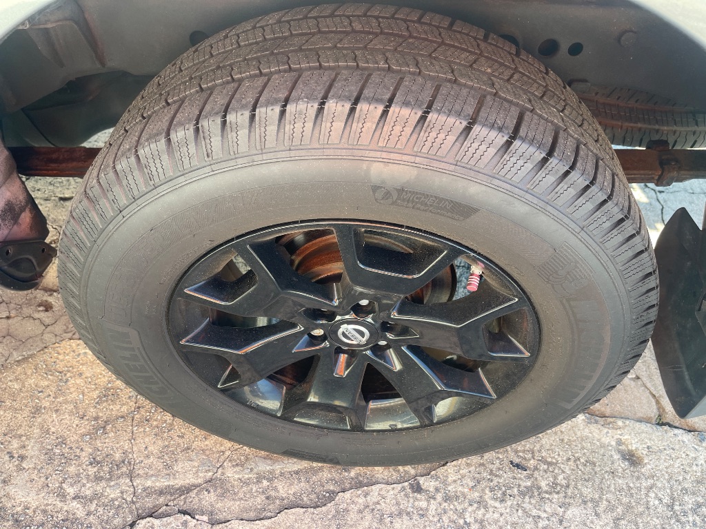 2018 Nissan Frontier SV - Photo 11
